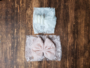 Classic Lace Bows & Knots